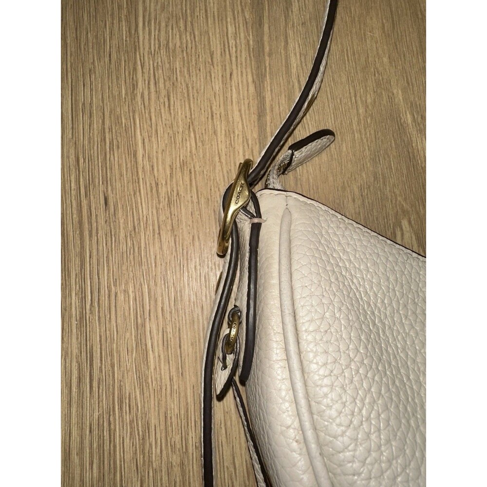 Coach Luna Shoulder Bag Chalk CC439 READ - Picture 3 of 16